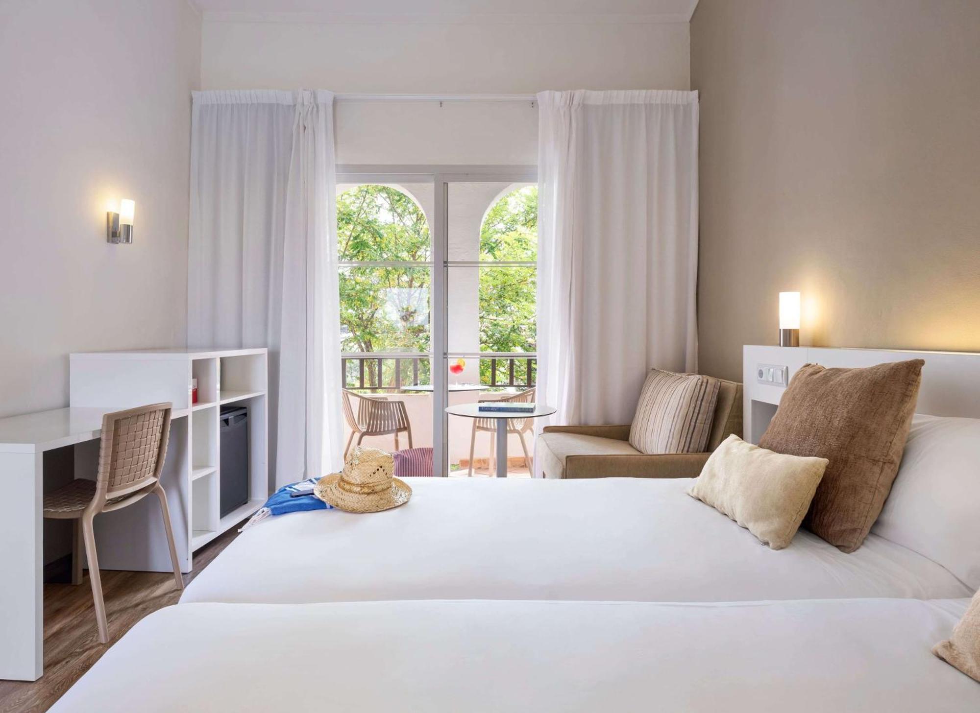 Sol Falco Menorca Son Xoriguer Ngoại thất bức ảnh