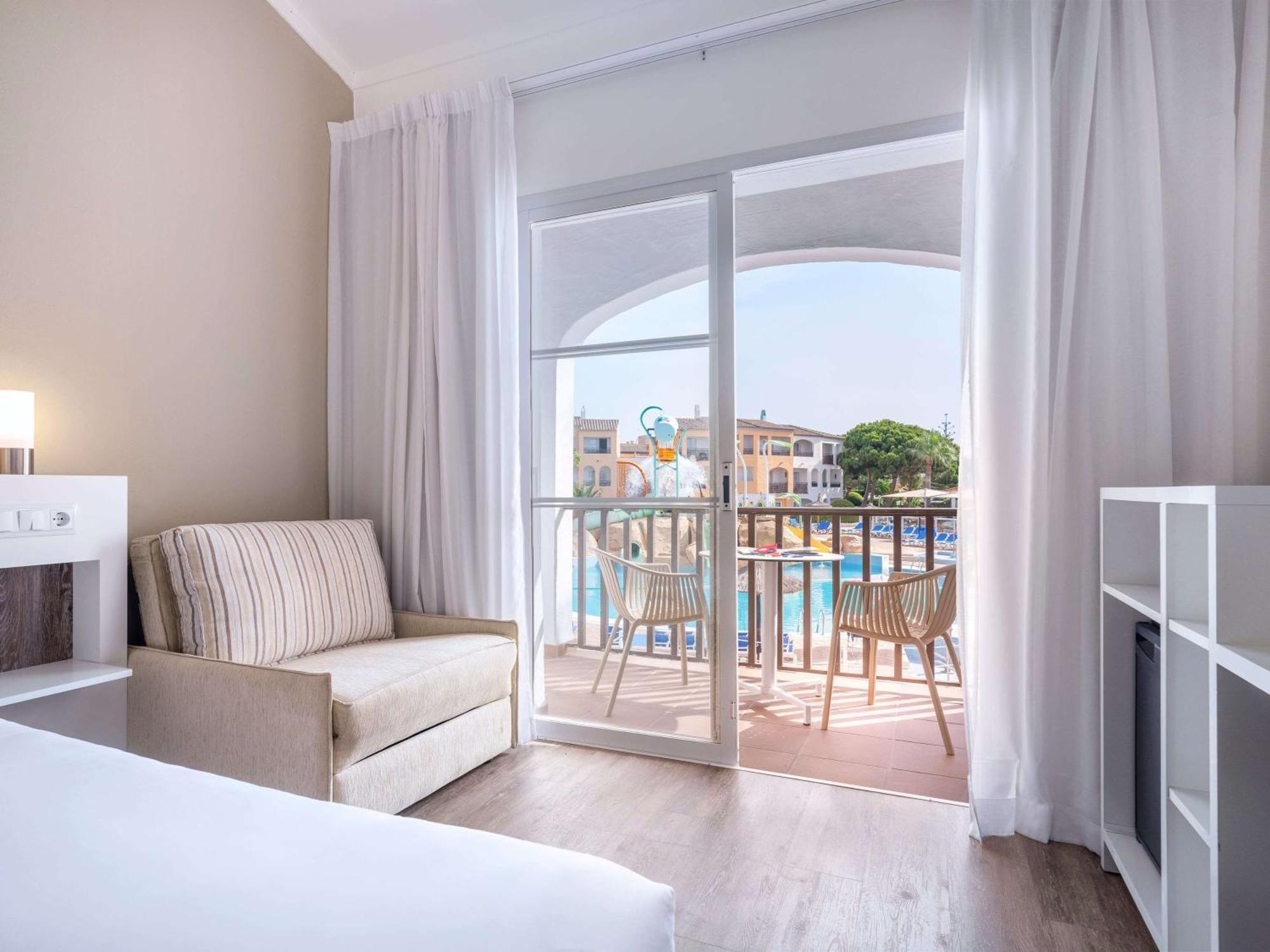 Sol Falco Menorca Son Xoriguer Ngoại thất bức ảnh